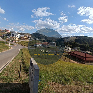  em Nazaré Paulista;
